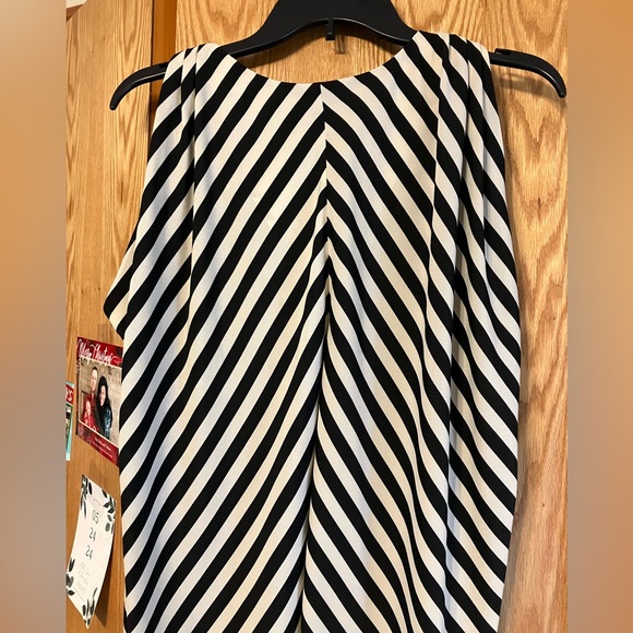 $120 Felicity & Coco zig zag stripe black & cream lightweight sheath dress. S M - Picture 8 of 12